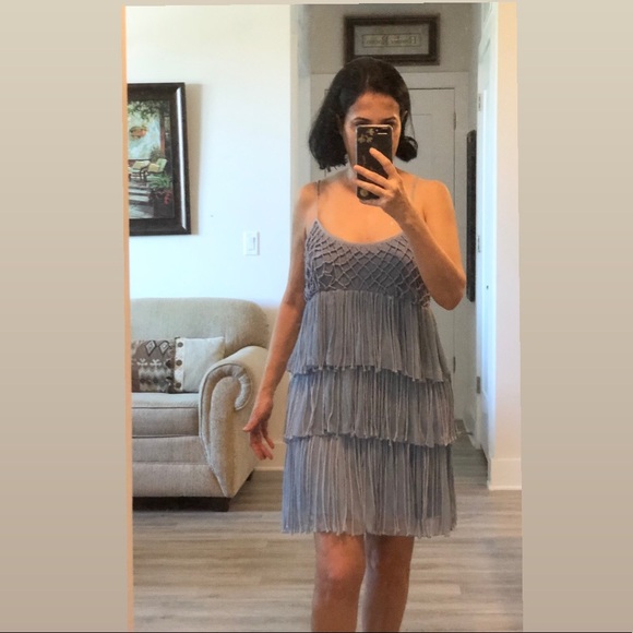 Chelsea and Violet dress - Picture 2 of 5